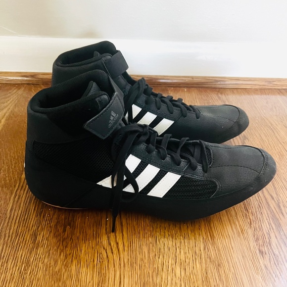 adidas Men\'s HVC 2 Wrestling Shoes